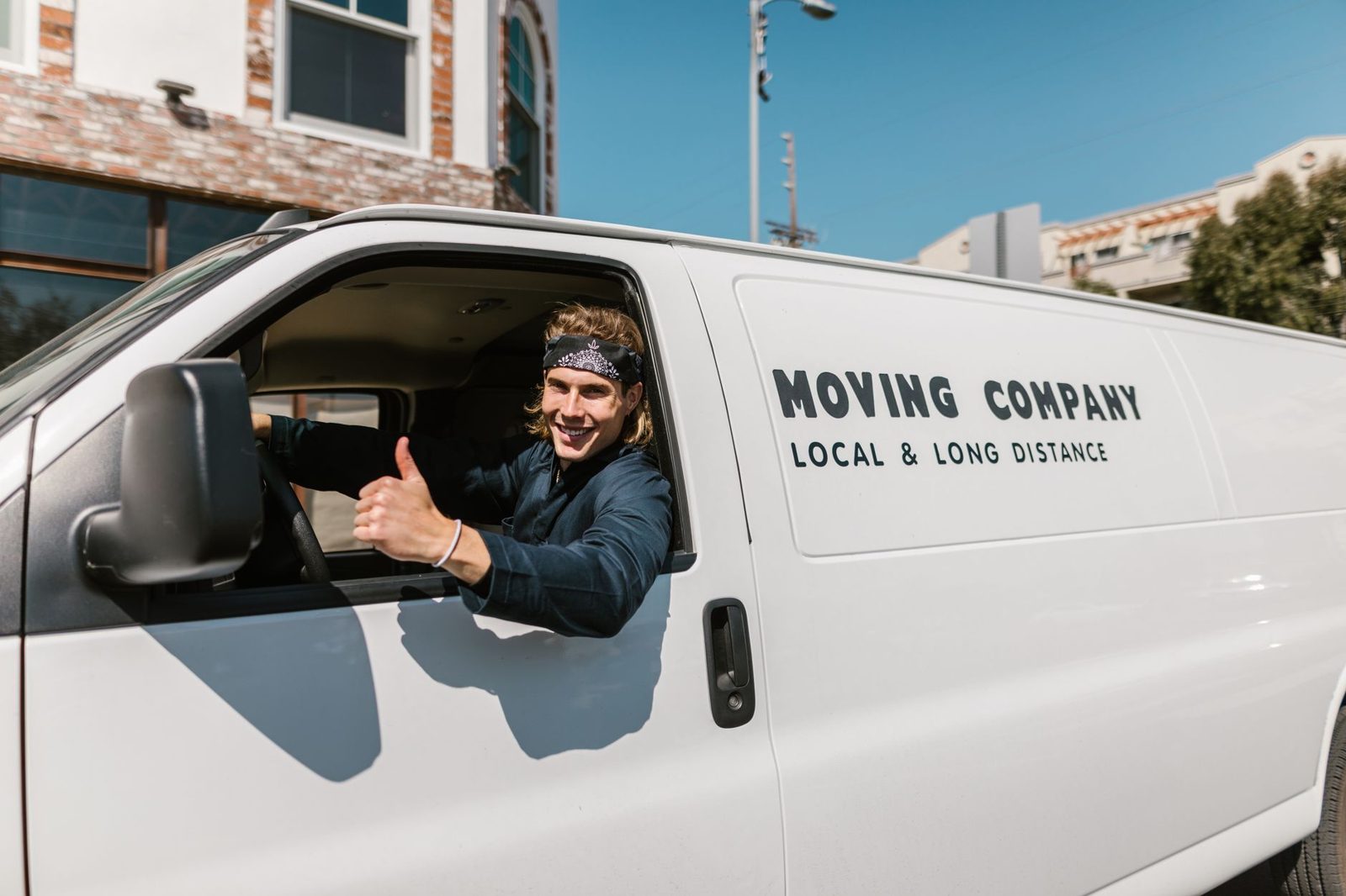 Removal van driver giving a thumbs up